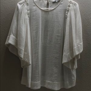 White loose top